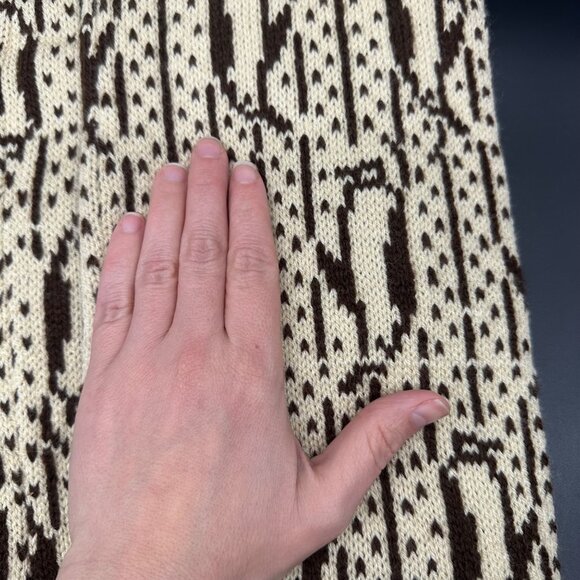 Vintage Scarf Winter Hat Set Brown Cream Penguins 1980s Fringe Beanie Toboggan - Picture 4 of 7